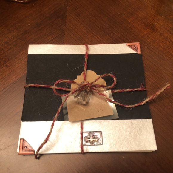 Victorian style Antique stationary 4 piece with red clover vial - Picture 4 of 4